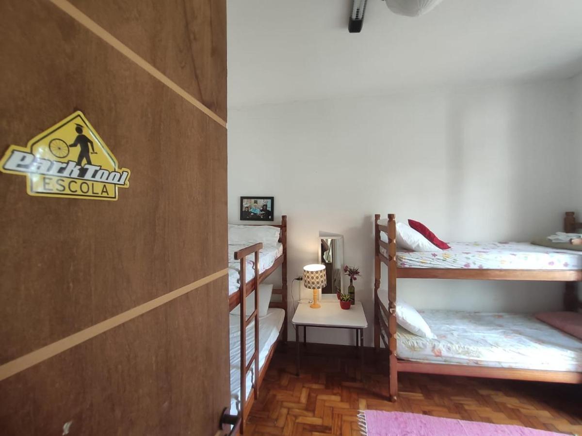 Hospedaria - A Casa Cafe Arte - Valores Acessiveis Σάο Πάολο Εξωτερικό φωτογραφία