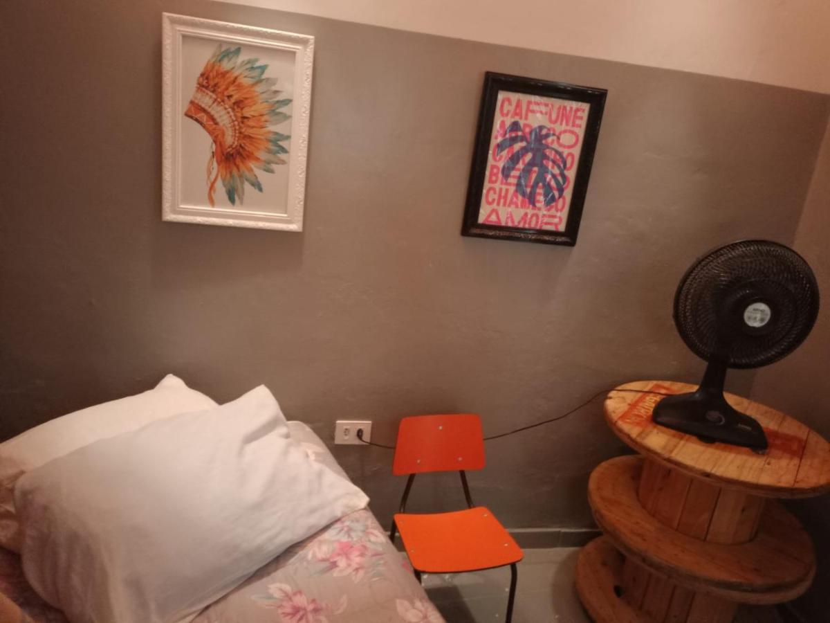 Hospedaria - A Casa Cafe Arte - Valores Acessiveis Σάο Πάολο Εξωτερικό φωτογραφία